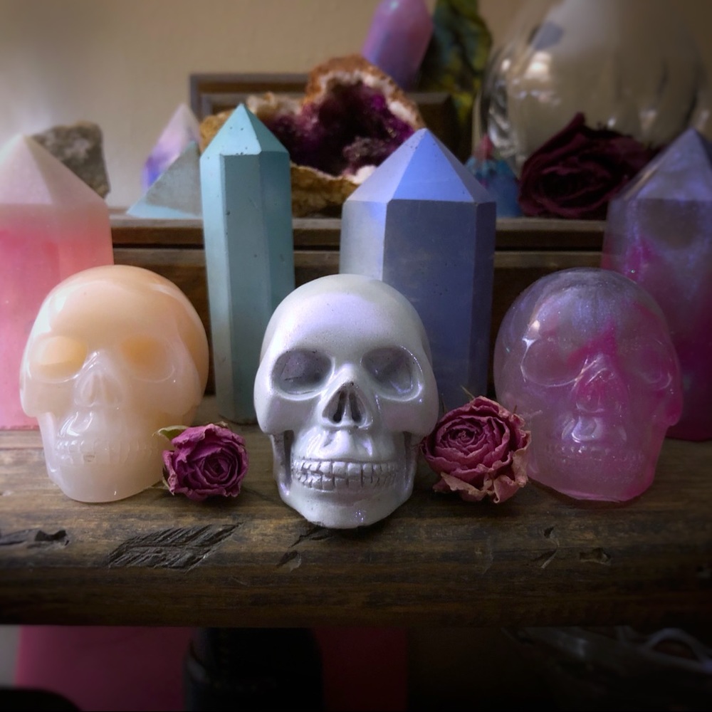 Handmade concrete Skull statue, decor